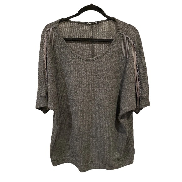 A Love Story Sweaters - A Love Story Women's Grey Sweater Size XL Is All Right. We're Good.